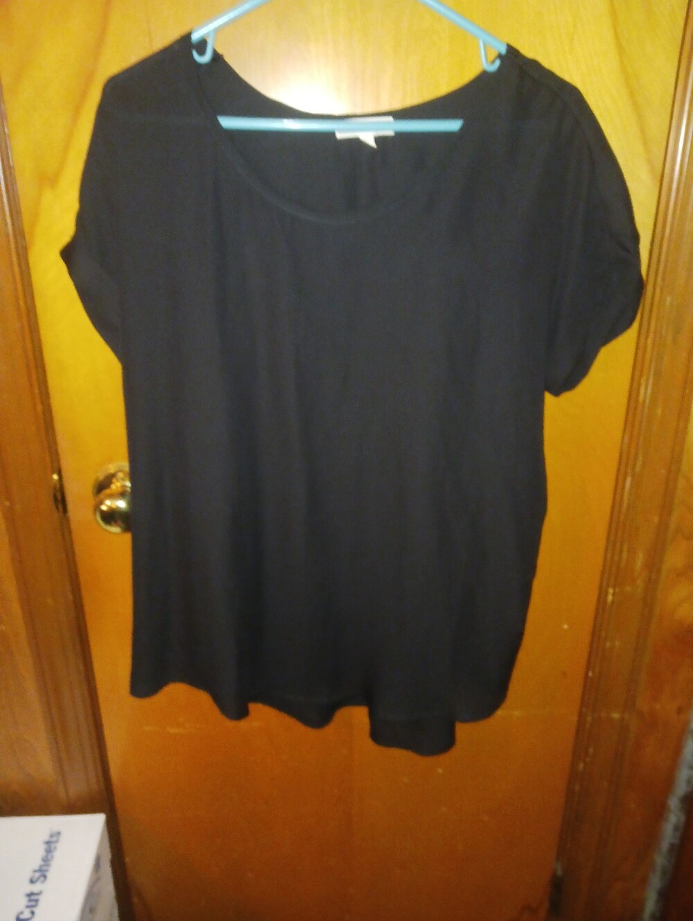 Pleione Black Short Sleeve Scoop Neck Blouse